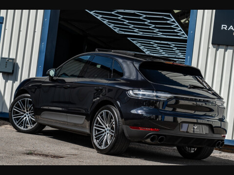 Porsche Macan S PDK 30