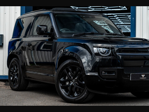 Land Rover Defender P400 MHEV XS EDITION 6