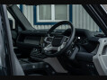 Land Rover Defender P400 MHEV XS EDITION 10