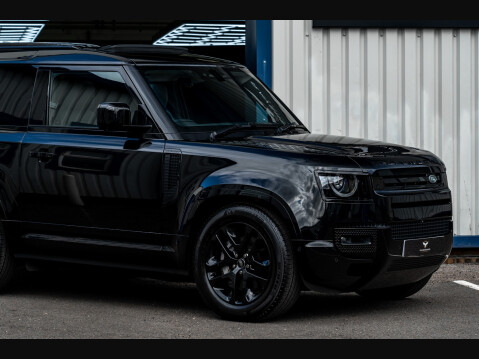 Land Rover Defender P400 MHEV XS EDITION 23