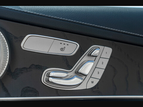 Mercedes-Benz C Class C 300 AMG LINE NIGHT EDITION PREMIUM PLUS 20