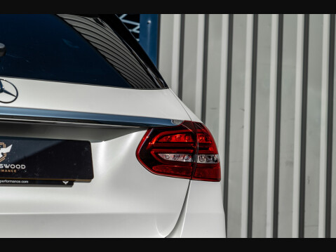 Mercedes-Benz C Class C 300 AMG LINE NIGHT EDITION PREMIUM PLUS 25