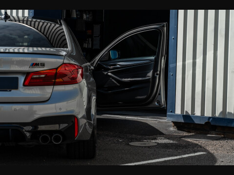 BMW 5 Series M5 COMPETITION 7