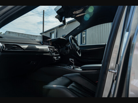BMW 5 Series M5 COMPETITION 8