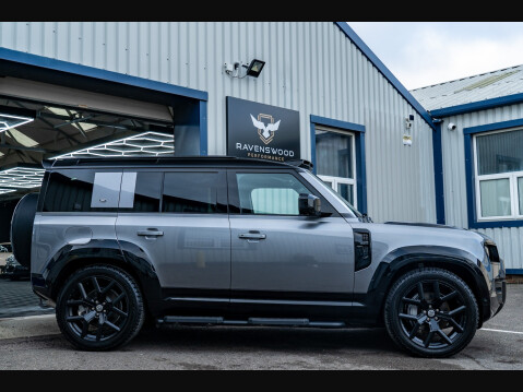 Land Rover Defender URBAN WIDETRACK D300 HSE MHEV 3