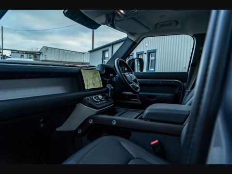 Land Rover Defender URBAN WIDETRACK D300 HSE MHEV 8