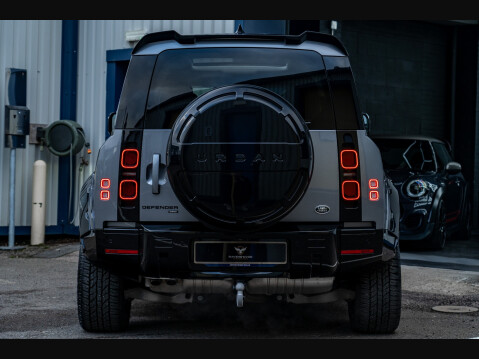 Land Rover Defender URBAN WIDETRACK D300 HSE MHEV 28
