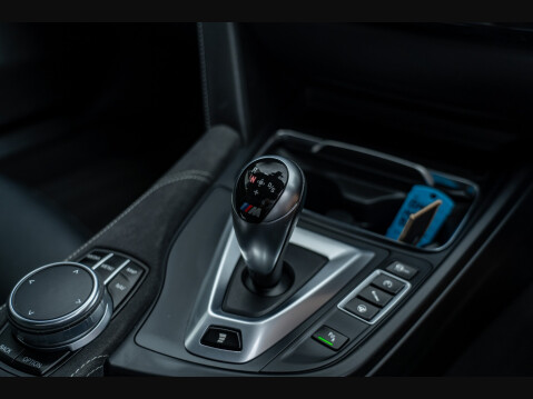 BMW 4 Series M4 CS 16