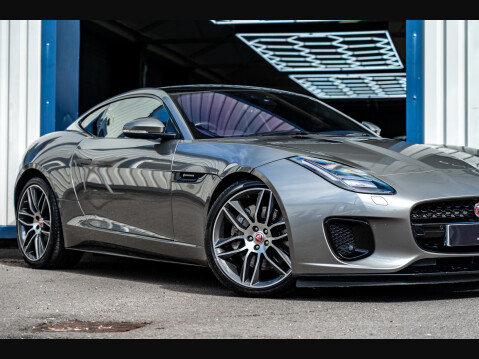 Jaguar F-Type V6 R-DYNAMIC 6