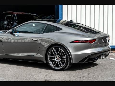 Jaguar F-Type V6 R-DYNAMIC 23