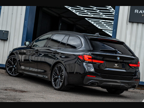 BMW 5 Series 520D M SPORT TOURING MHEV 30