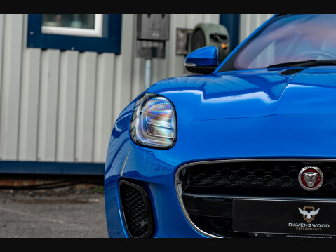 Jaguar F-Type V6 R-DYNAMIC 25