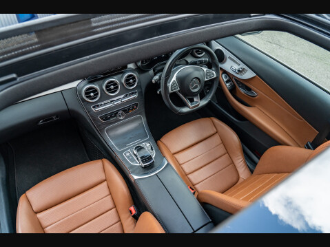 Mercedes-Benz C Class C 300 AMG LINE PREMIUM 19
