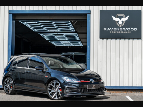 Volkswagen Golf GTI PERFORMANCE TSI DSG 1
