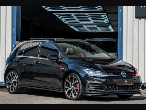 Volkswagen Golf GTI PERFORMANCE TSI DSG 2