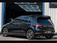 Volkswagen Golf GTI PERFORMANCE TSI DSG 4