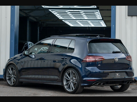 Volkswagen Golf R DSG 5