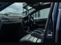 Volkswagen Golf R DSG 9