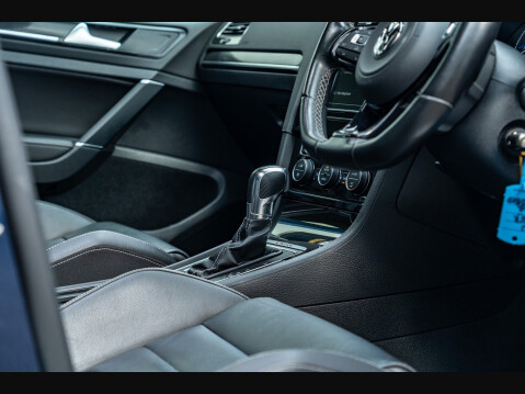 Volkswagen Golf R DSG 18