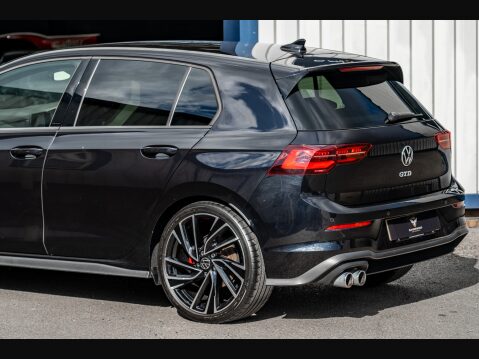 Volkswagen Golf GTD TDI DSG 21