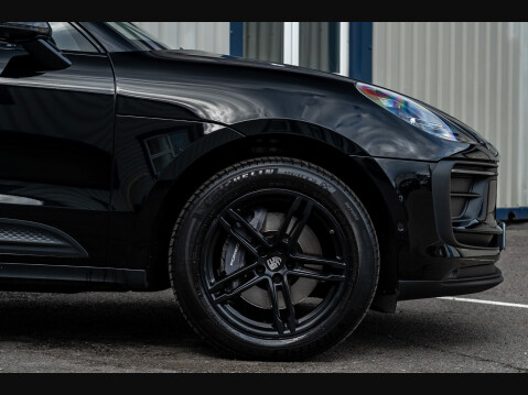 Porsche Macan PDK 5