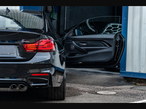 BMW 4 Series M4 COMPETITION 7