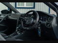 Volkswagen Golf R TSI DSG 10