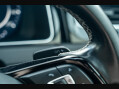Volkswagen Golf R TSI DSG 11