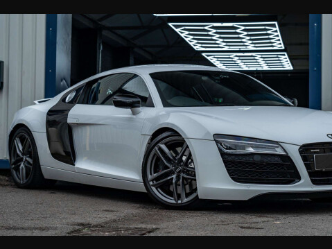 Audi R8 4.2 R8 Quattro V8 Semi-Auto 4WD 2dr 7