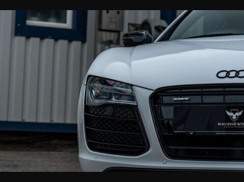 Audi R8 4.2 R8 Quattro V8 Semi-Auto 4WD 2dr 26
