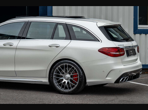 Mercedes-Benz C Class 4.0 AMG C63 S Auto 5dr 25