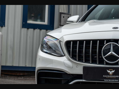 Mercedes-Benz C Class 4.0 AMG C63 S Auto 5dr 26