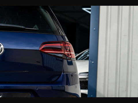 Volkswagen Golf 2.0 Golf GTi Performance TSi 5dr 24