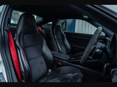 Porsche 911 3.0 911 Carrera 4 GTS Semi-Auto 4WD 2dr 10