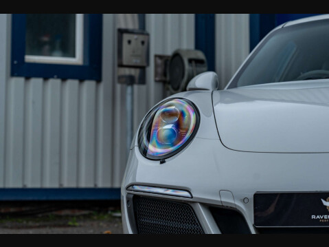 Porsche 911 3.0 911 Carrera 4 GTS Semi-Auto 4WD 2dr 26