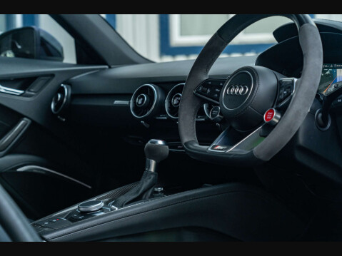 Audi TT 2.5 TT RS Sport Edition TFSI Quattro Semi-Auto 4WD 3dr 17