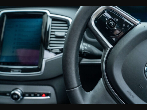 Volvo XC90 2.0 XC90 + B5 MHEV AWD Auto 4WD 5dr 12