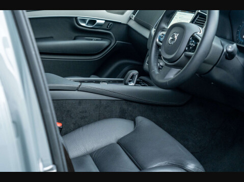 Volvo XC90 2.0 XC90 + B5 MHEV AWD Auto 4WD 5dr 16