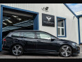 Volkswagen Golf 2.0 Golf R TSi 4Motion Semi-Auto 4WD 5dr 3