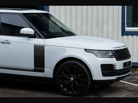 Land Rover Range Rover 3.0 Range Rover Vogue SE SDV6 Auto 4WD 5dr 24