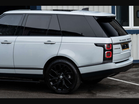 Land Rover Range Rover 3.0 Range Rover Vogue SE SDV6 Auto 4WD 5dr 25