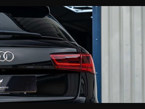 Audi A6 4.0 RS 6 Performance TFSI Quattro Auto 4WD 5dr 27