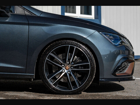 SEAT Leon 2.0 Leon Cupra Luxury 290 TSi Semi-Auto 5dr 6