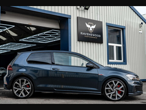 Volkswagen Golf 2.0 Golf GTi Performance TSi Semi-Auto 3dr 3