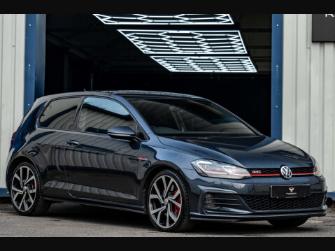 Volkswagen Golf 2.0 Golf GTi Performance TSi Semi-Auto 3dr 5