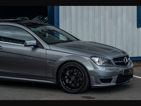 Mercedes-Benz C Class 6.2 C63 AMG Auto 2dr 21