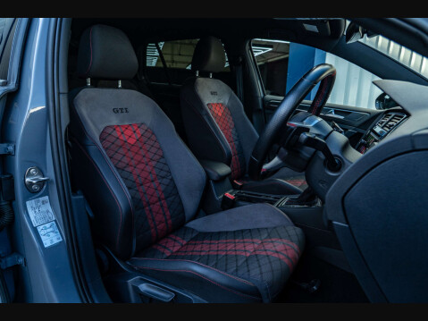 Volkswagen Golf 2.0 Golf GTi TCR Semi-Auto 5dr 10