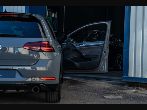 Volkswagen Golf 2.0 Golf GTi TCR Semi-Auto 5dr 8