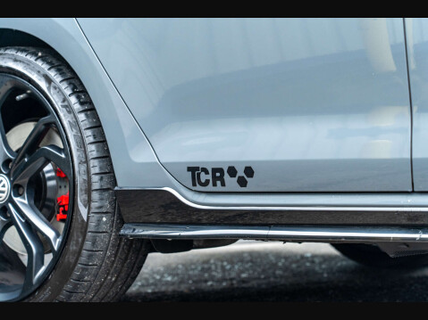 Volkswagen Golf 2.0 Golf GTi TCR Semi-Auto 5dr 31