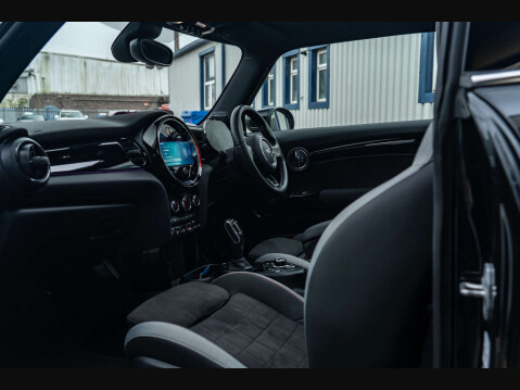 Mini Hatch 2.0 John Cooper Works Auto 3dr 9